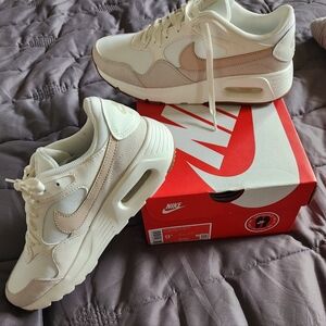 Nike/ new in box